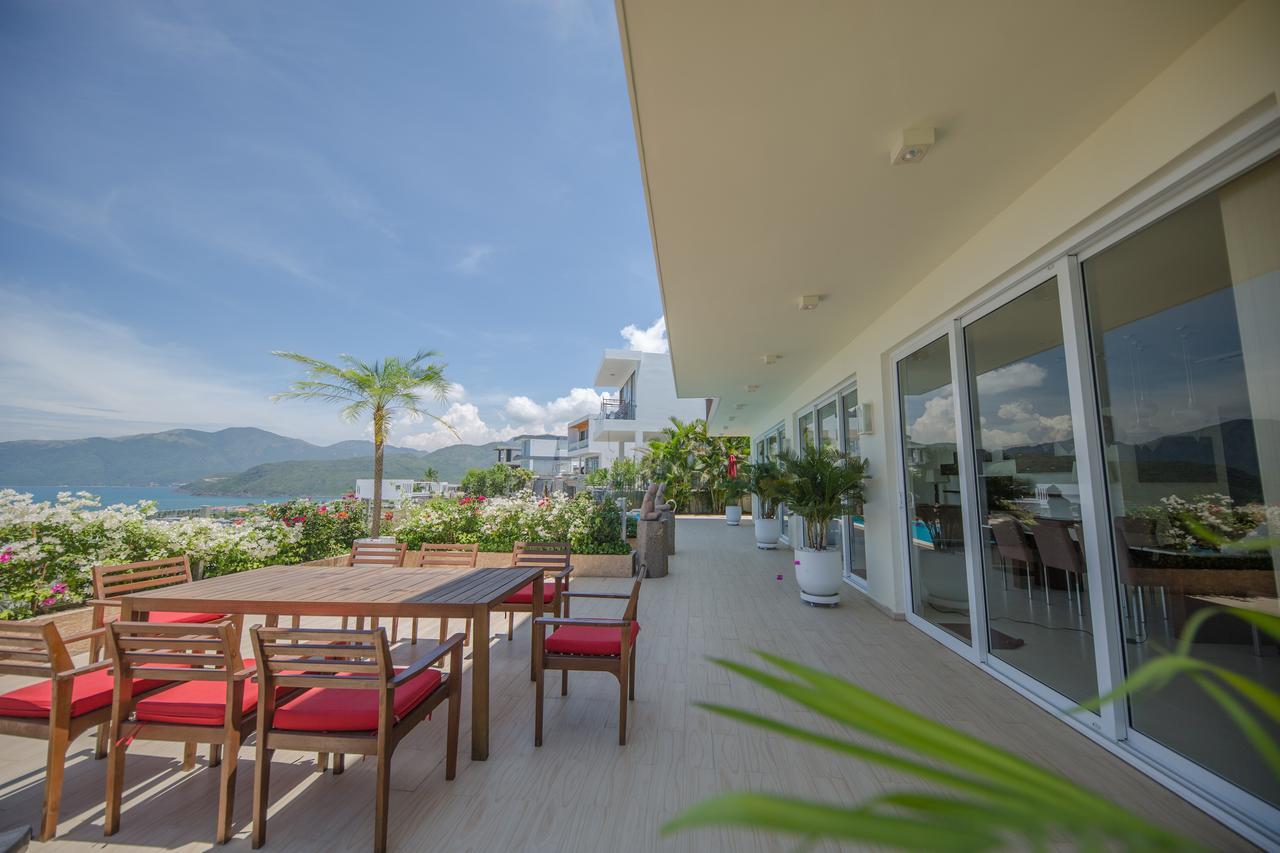 Acqua Villa Nha Trang Managed By Alternaty Exterior photo